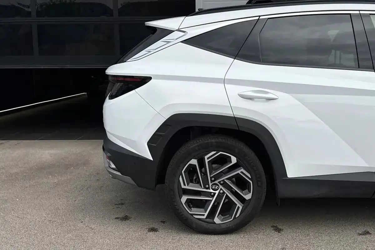 2024-hyundai-tucson-16-t-gdi-ultimate-252ps-phev-auto-big-38