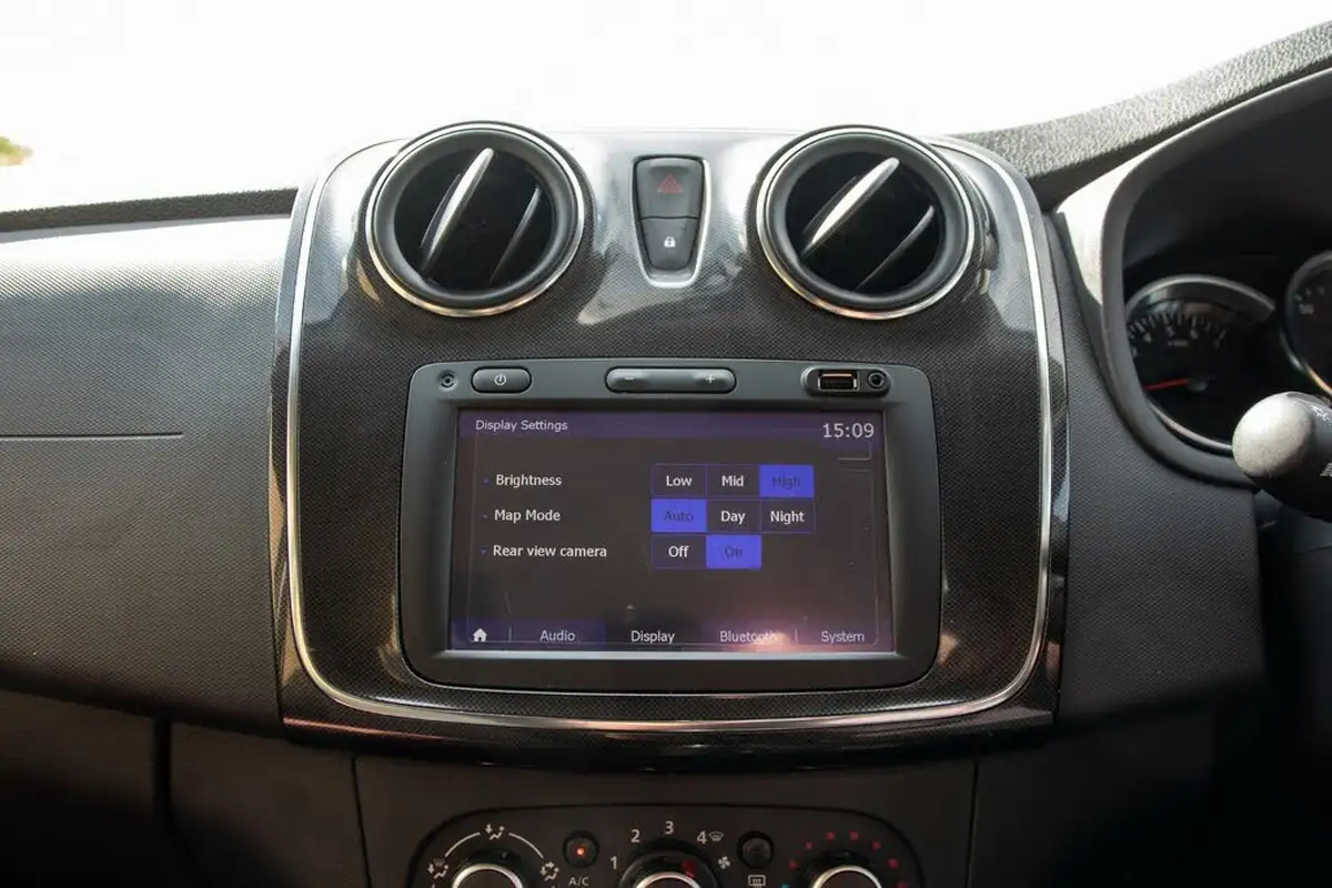 2019-dacia-sandero-09-tce-comfort-ss-big-25