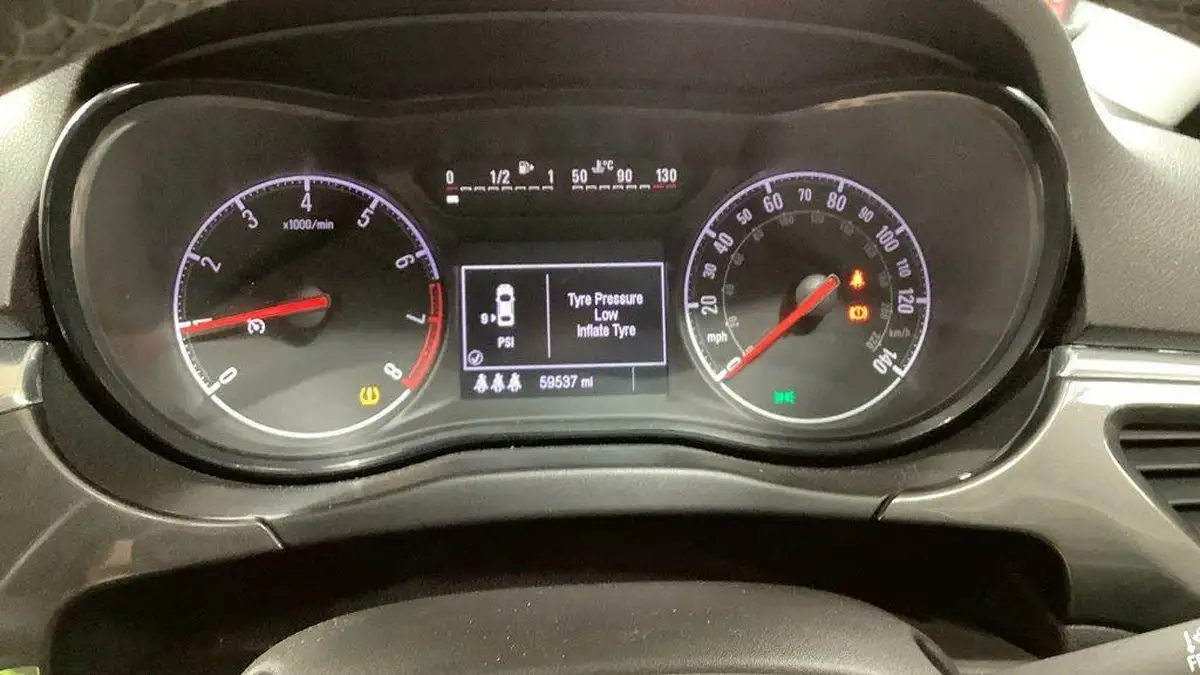 2018-vauxhall-corsa-14i-energy-75ps-ecotec-3d-big-4