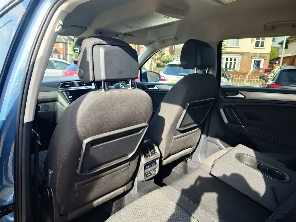 2020-volkswagen-tiguan-allspace-20tdi-match-150ps-4motion-dsg-big-24