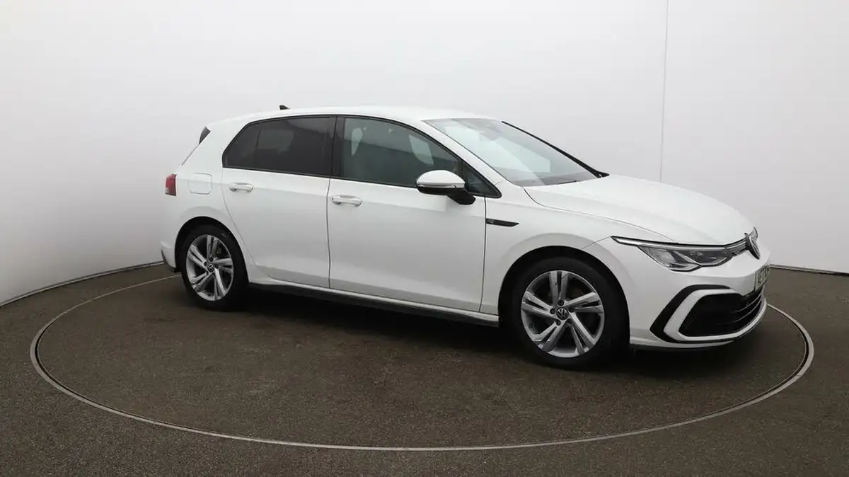 2022-volkswagen-golf-15-etsi-r-line-150ps-hatchback-big-37
