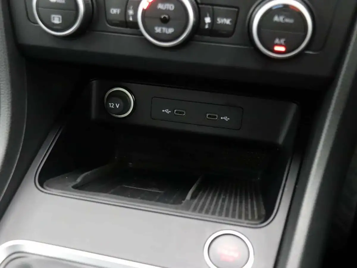 2023-seat-ateca-15-ecotsi-se-technology-dsg-big-34