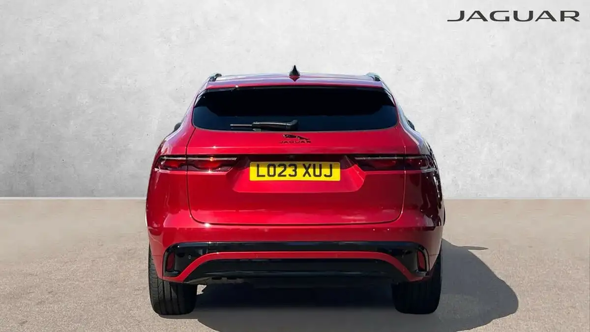 2023-jaguar-f-pace-20-d200-r-dynamic-se-black-big-5