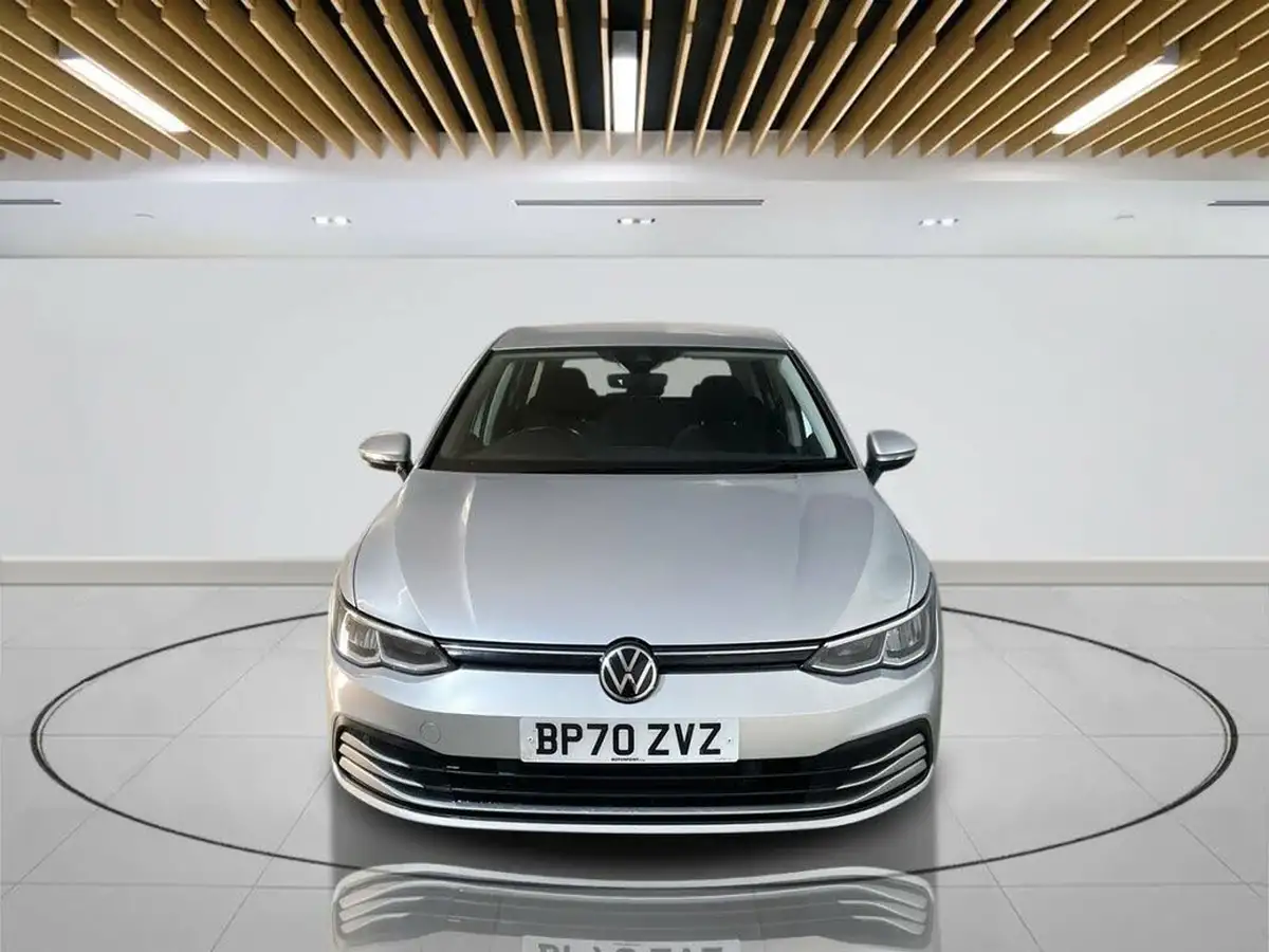 2021-volkswagen-golf-15-tsi-life-130ps-hatchback-big-1