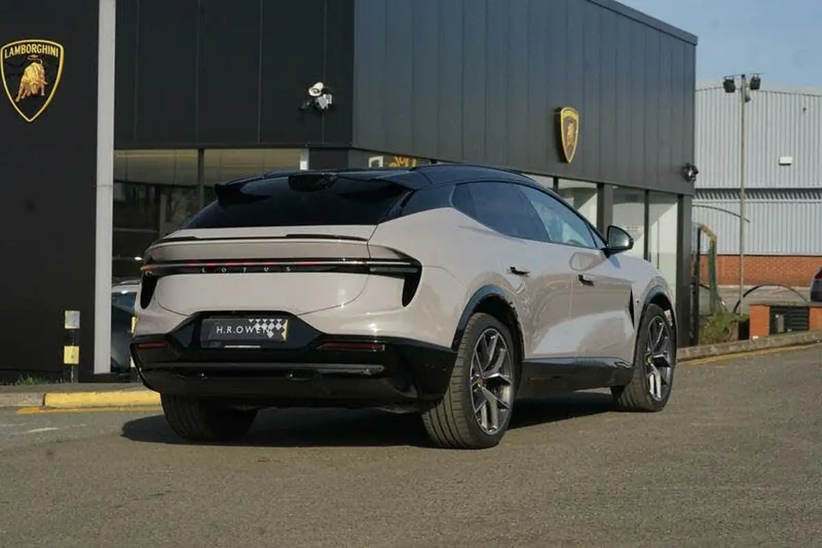 2023-lotus-eletre-e-s-big-1