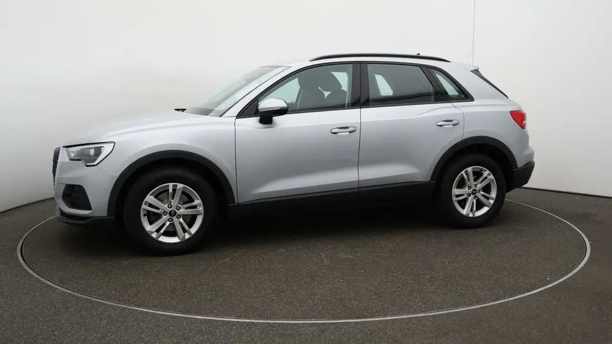 2022-audi-q3-15-35-tfsi-technik-cod-s-tronic-big-58