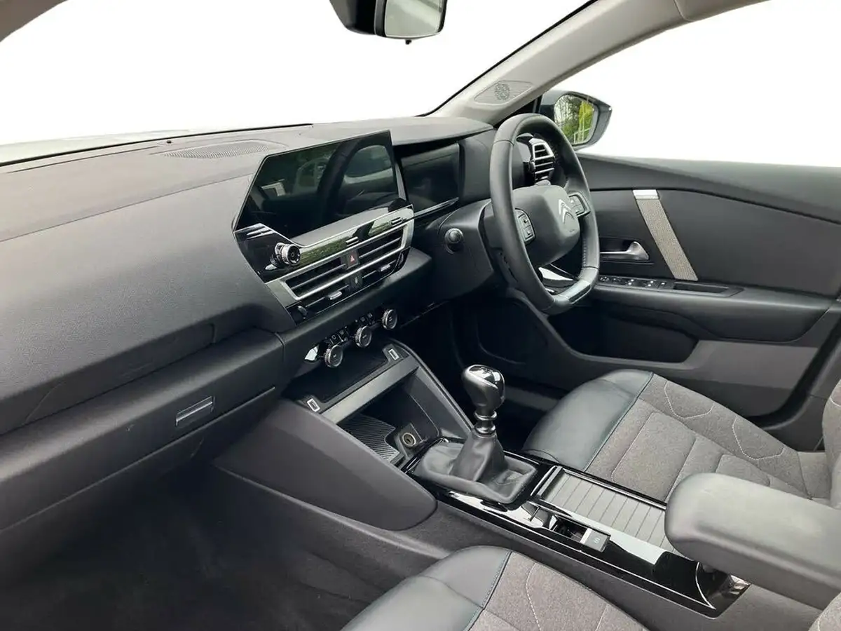 2022-citroen-c4-12-puretech-sense-big-5