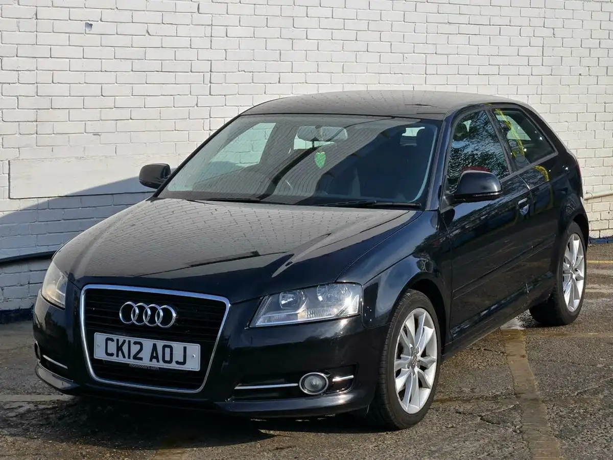 2012-audi-a3-20td-sport-140ps-hatchback-3d-big-9