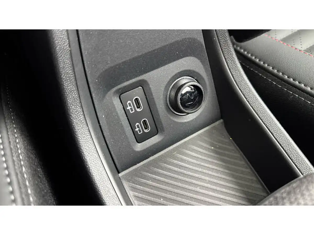 2024-mini-cooper-15-cooper-c-sport-3d-big-34