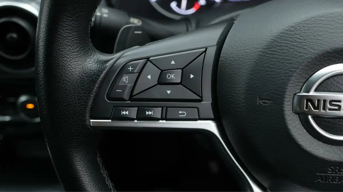 2021-nissan-juke-10-dig-t-n-connecta-dct-big-23