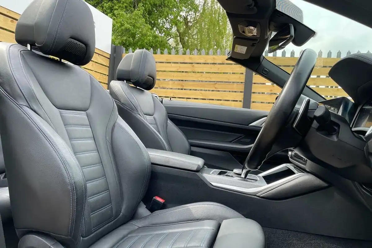 2022-bmw-4-series-20td-420d-m-sport-convertible-2d-big-24