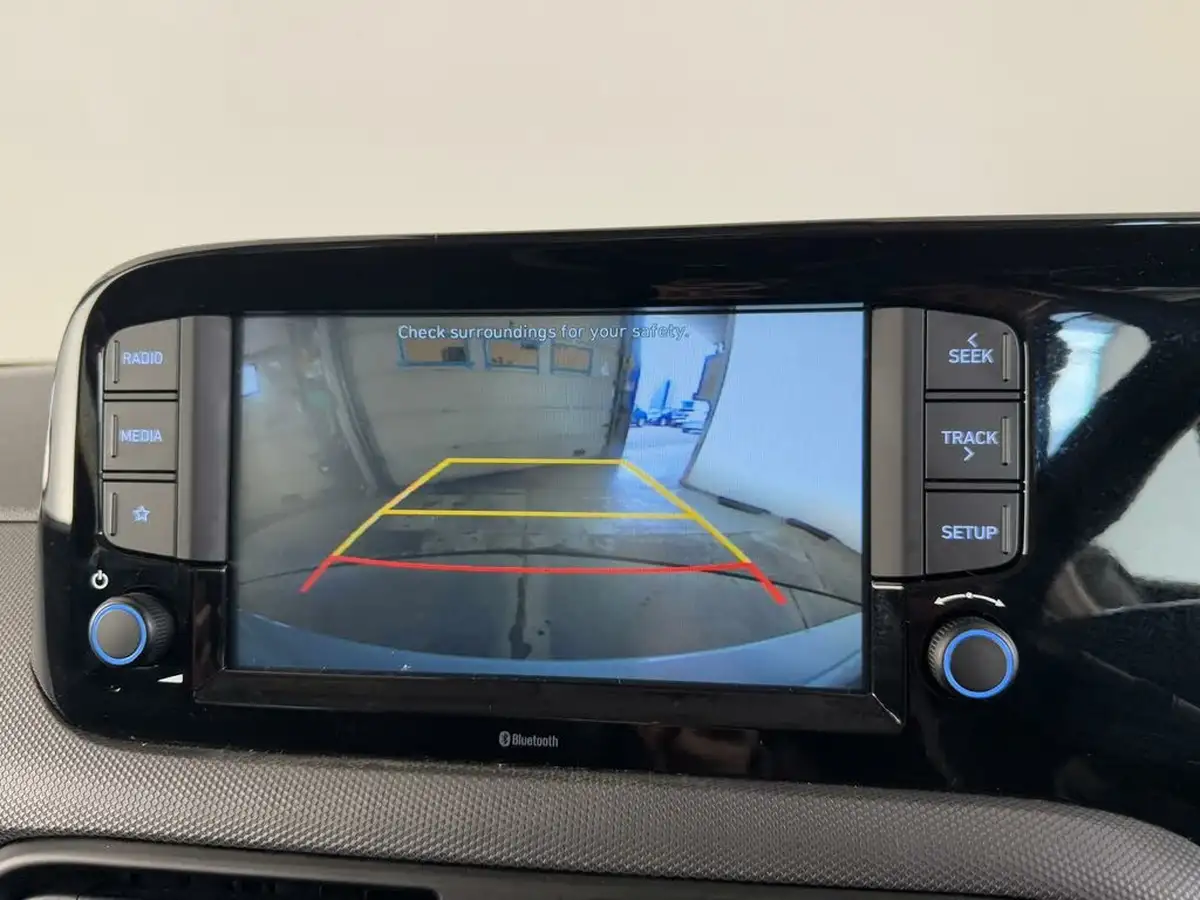 2020-hyundai-i10-10-se-connect-big-39