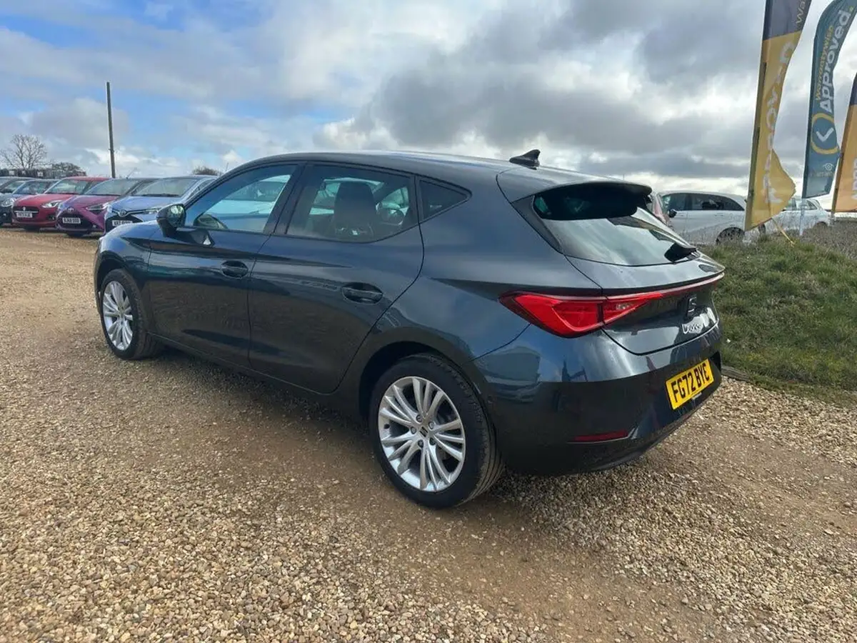 2022-seat-leon-10-tsi-evo-se-dynamic-hatchback-big-6