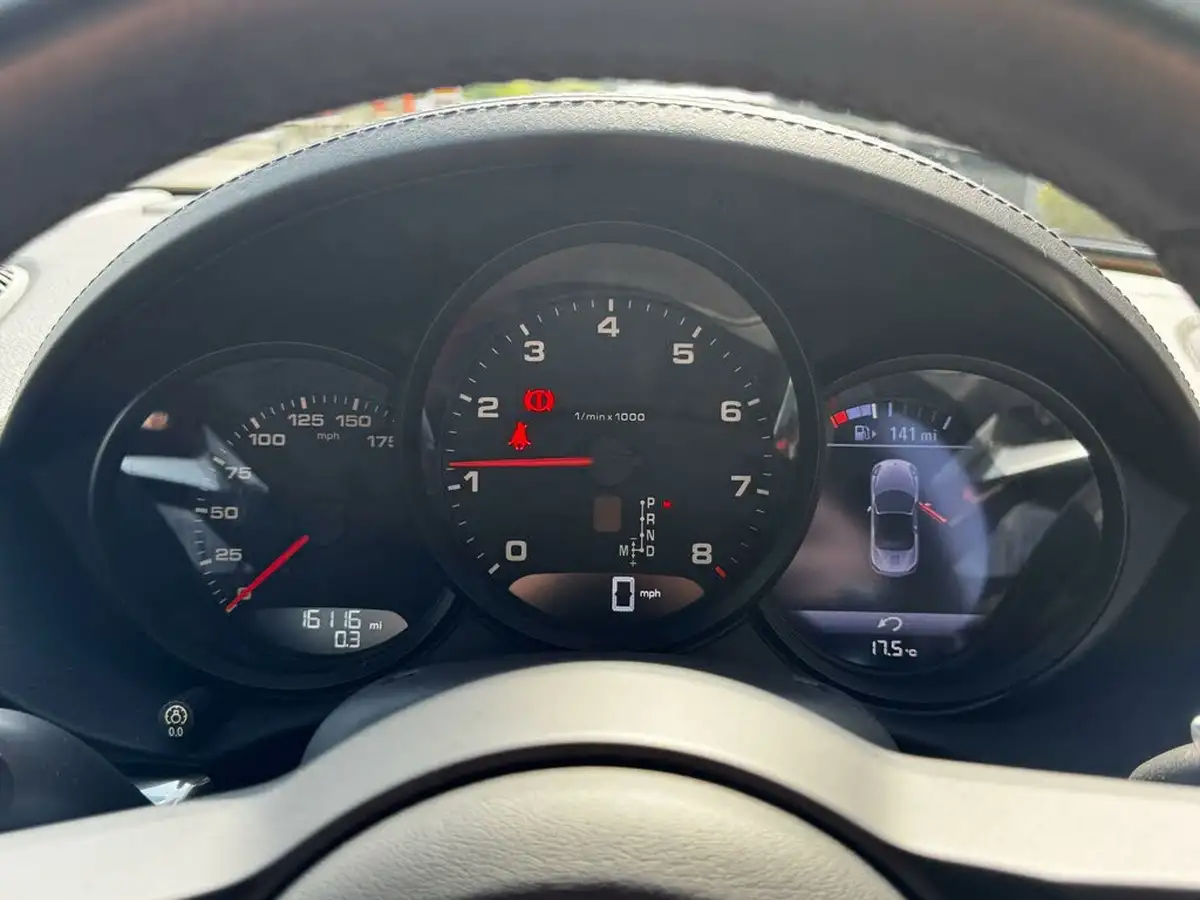 2019-porsche-boxster-718-20-boxster-pdk-big-30