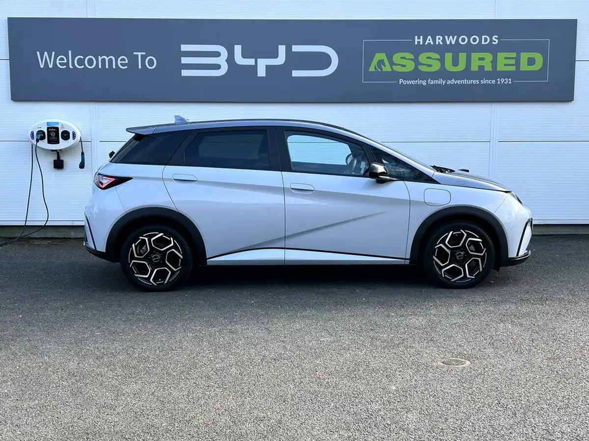 2024-byd-dolphin-e-design-big-1