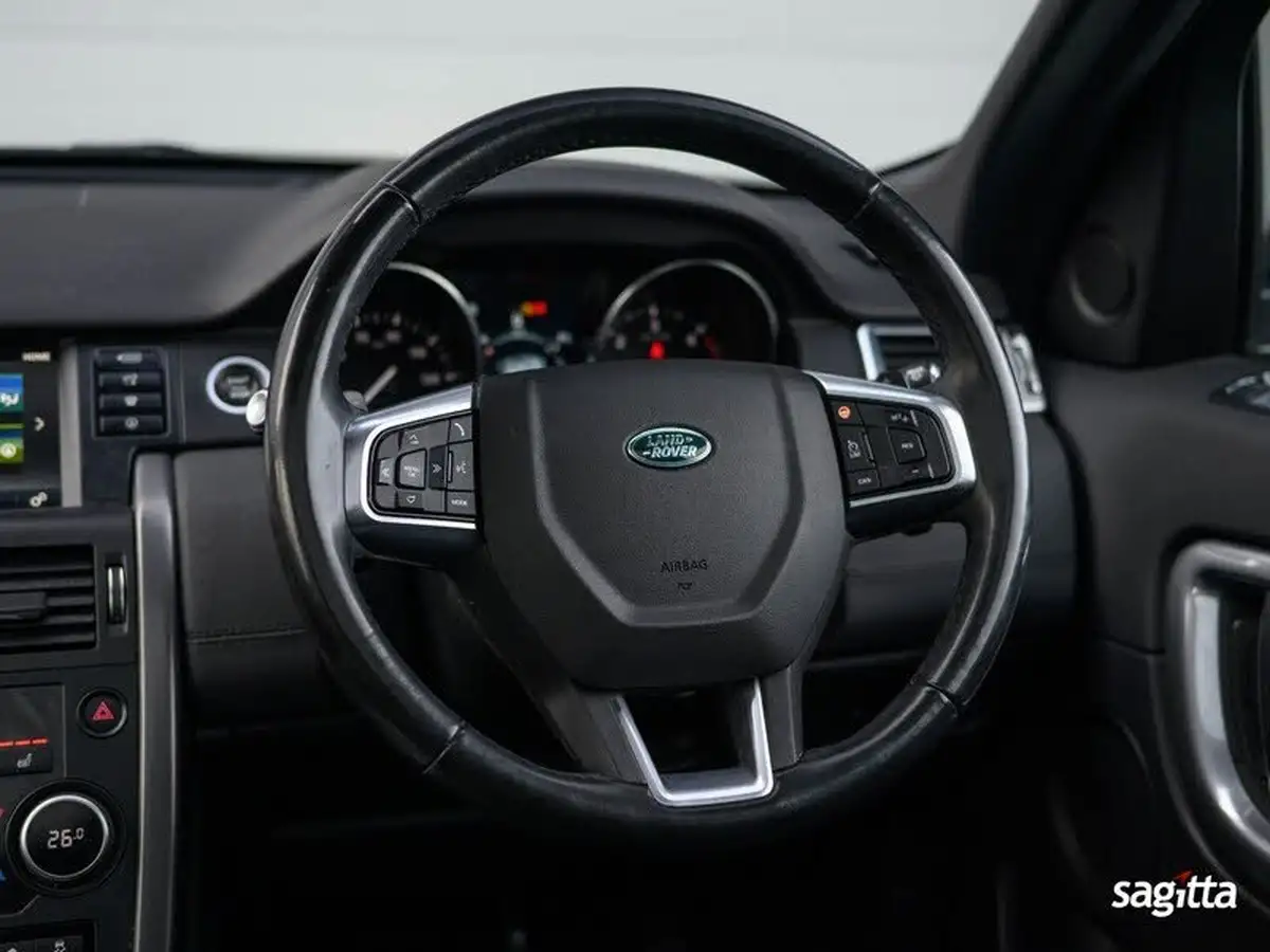 2019-land-rover-discovery-sport-20td4-landmark-big-9