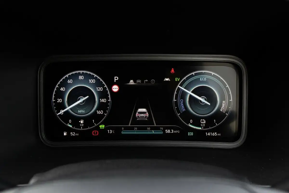 2022-hyundai-kona-16-gdi-premium-big-14