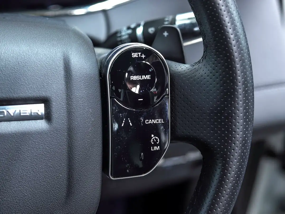 2019-land-rover-range-rover-evoque-20-p250-r-dynamic-se-big-32