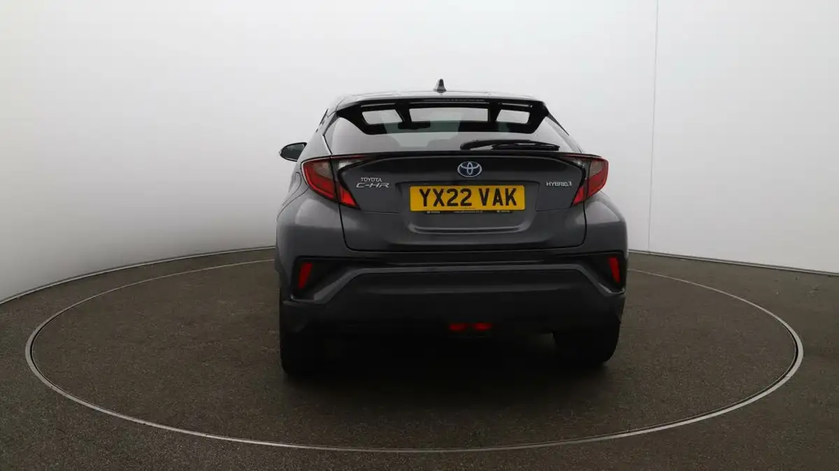 2022-toyota-c-hr-18-vvt-i-design-big-6