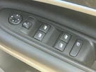 2023-jeep-avenger-small-17