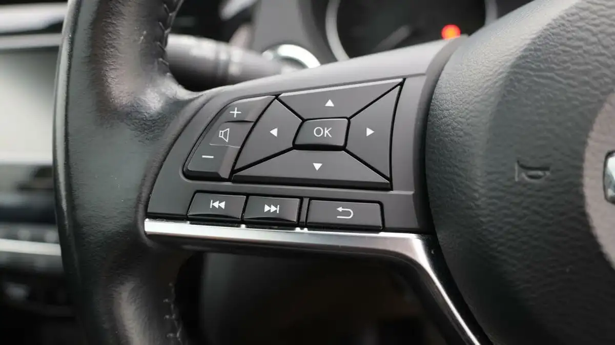 2019-nissan-qashqai-13-dig-t-n-motion-140ps-big-24