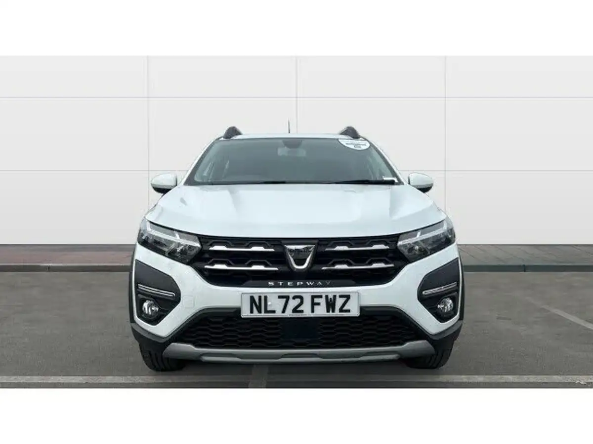 2022-dacia-sandero-stepway-10-tce-comfort-90bhp-big-2