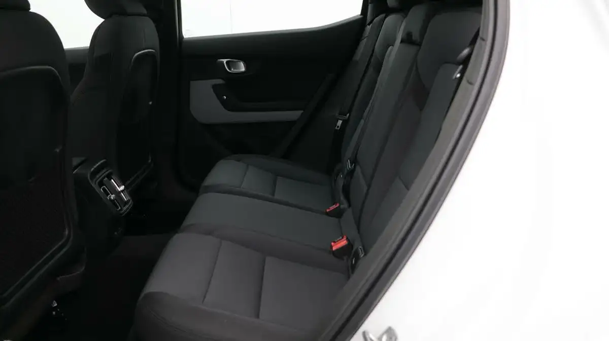 2021-polestar-polestar-2-e-ps2-165kw-standard-single-plus-hatchback-big-16