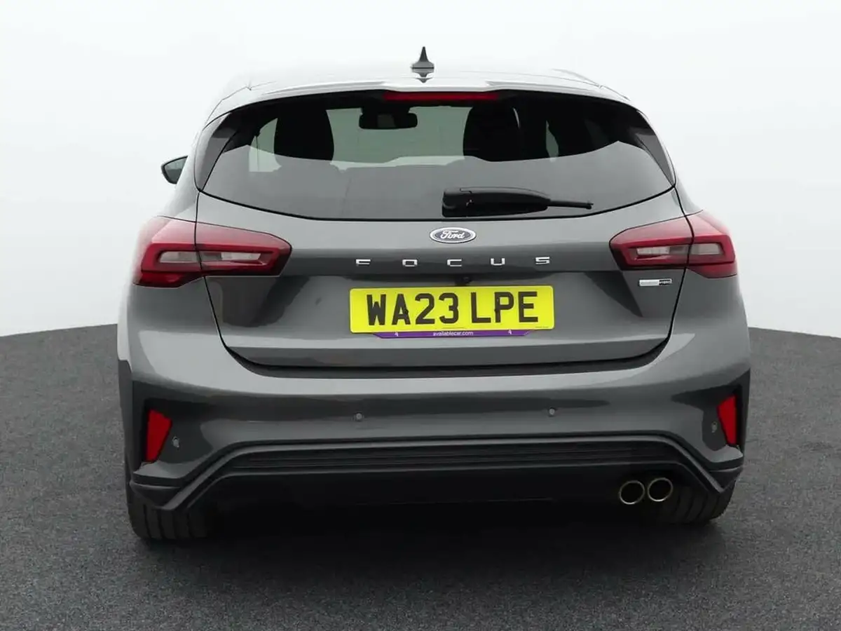 2023-ford-focus-10t-st-line-x-125ps-hybrid-mhev-hatchback-powershift-big-2