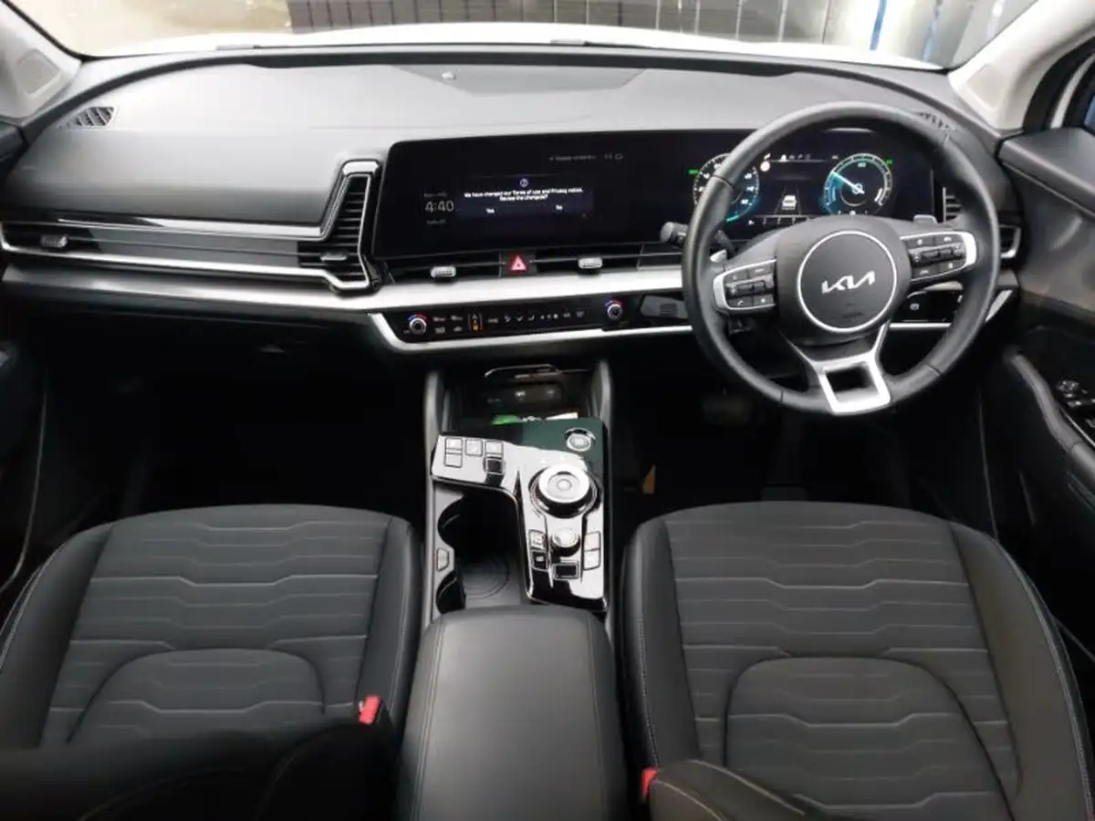 2024-kia-sportage-16-t-gdi-3-207bhp-hev-auto-big-2