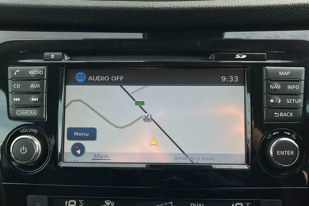 2016-nissan-qashqai-15dci-n-connecta-big-26
