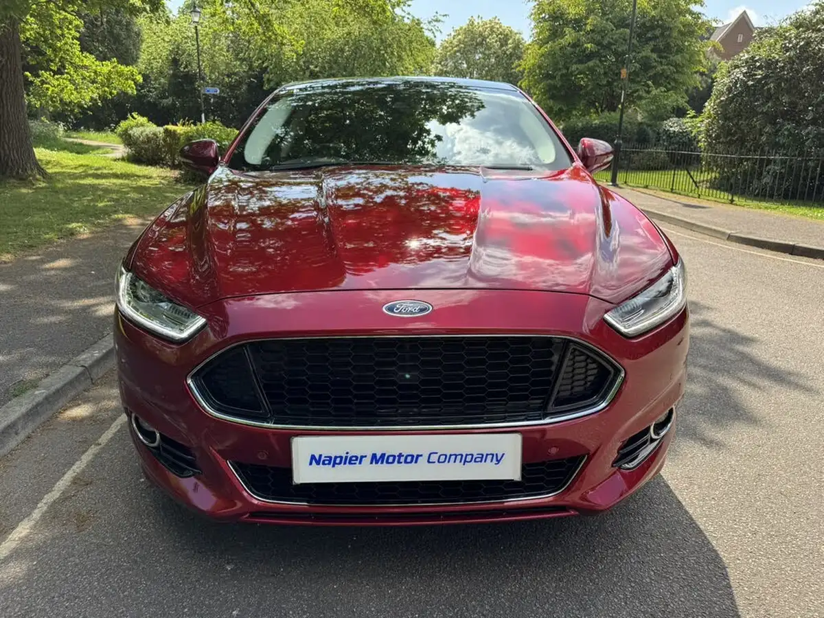 2015-ford-mondeo-20tdci-titanium-180ps-ss-hatchback-big-42