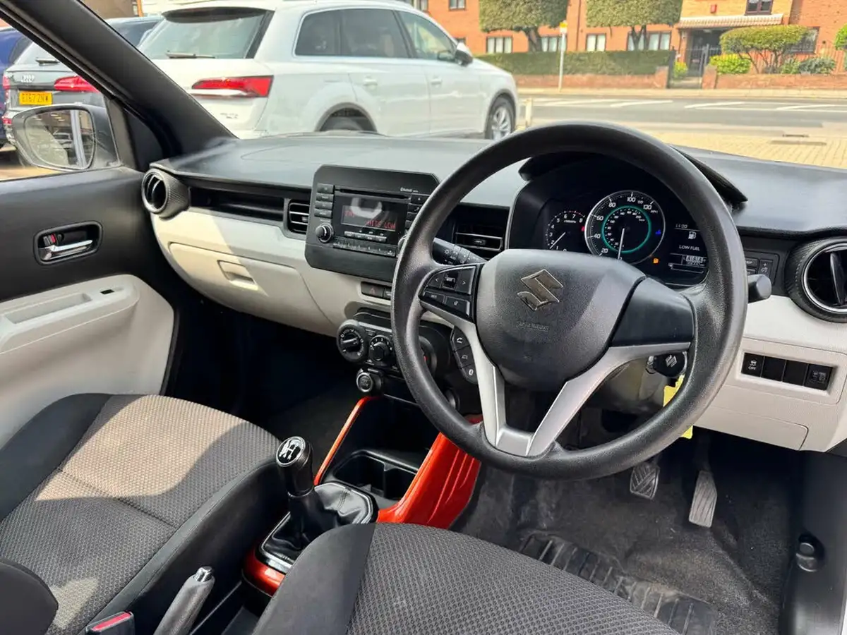 2018-suzuki-ignis-12-dualjet-sz3-big-13