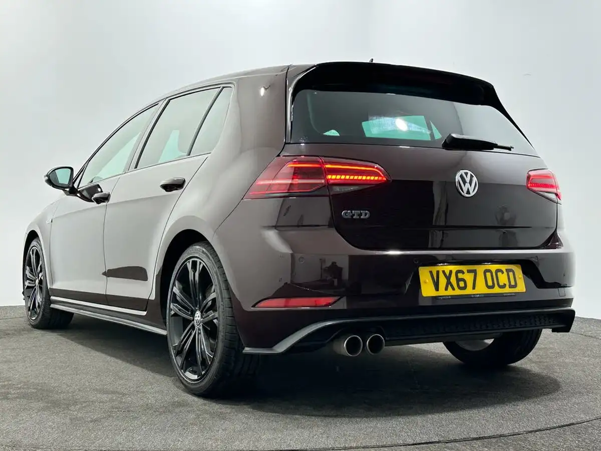 2017-volkswagen-golf-20tdi-gtd-ss-hatchback-5d-big-50