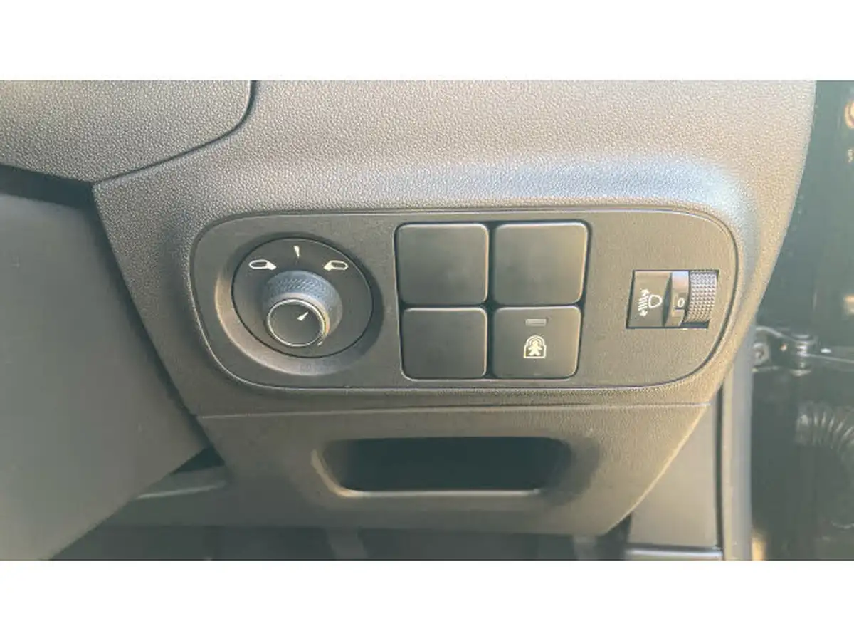 2024-citroen-c3-12-puretech-max-110ps-eat6-big-24