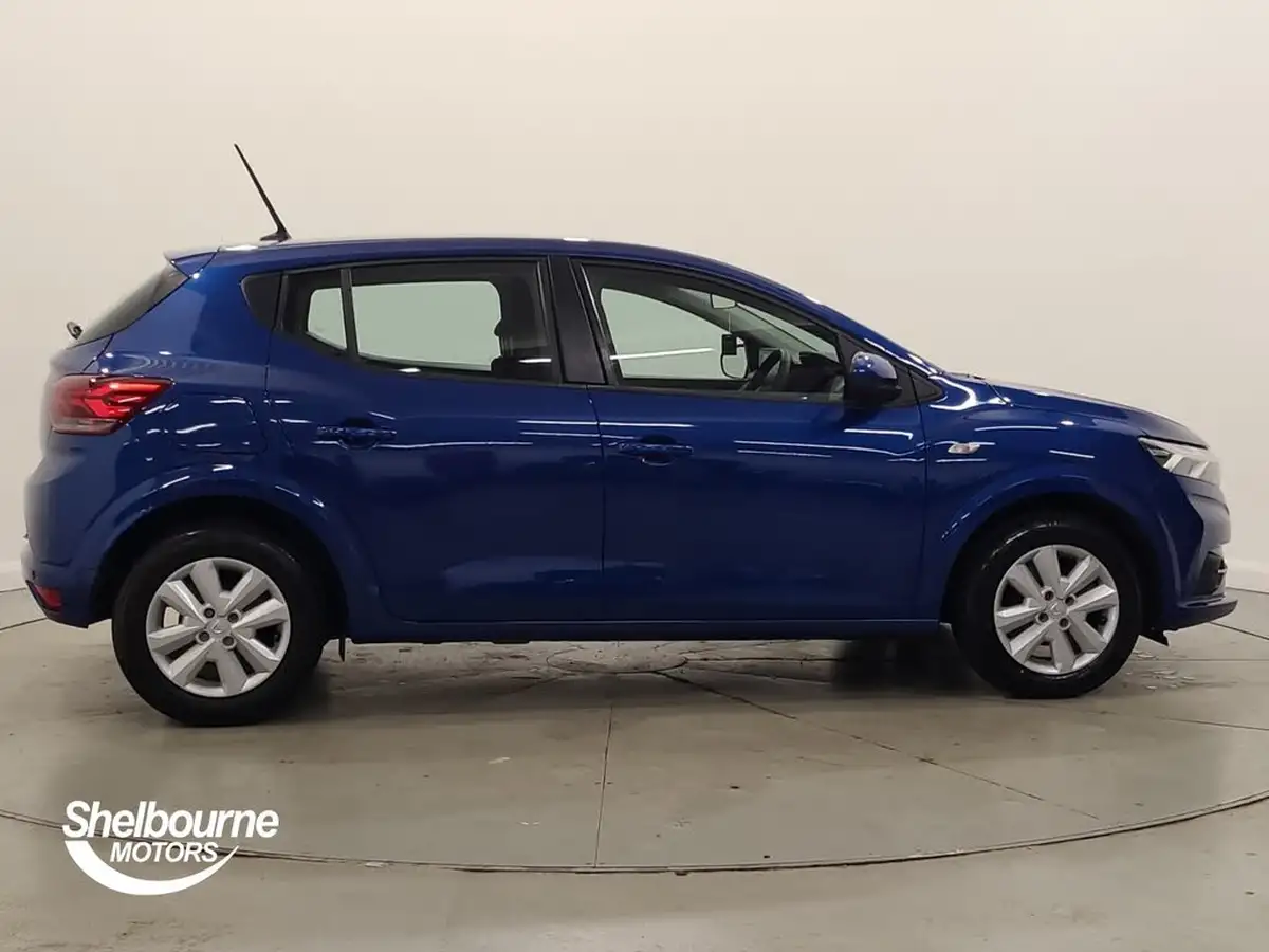2022-dacia-sandero-10-tce-comfort-90bhp-big-2