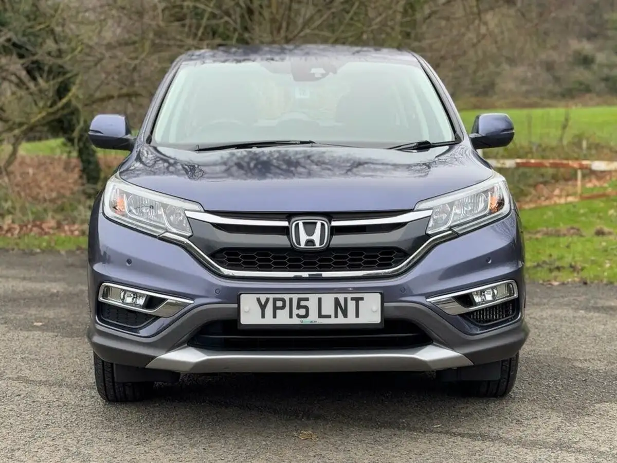 2015-honda-cr-v-16-i-dtec-se-honda-connect-160ps-4x4-big-0