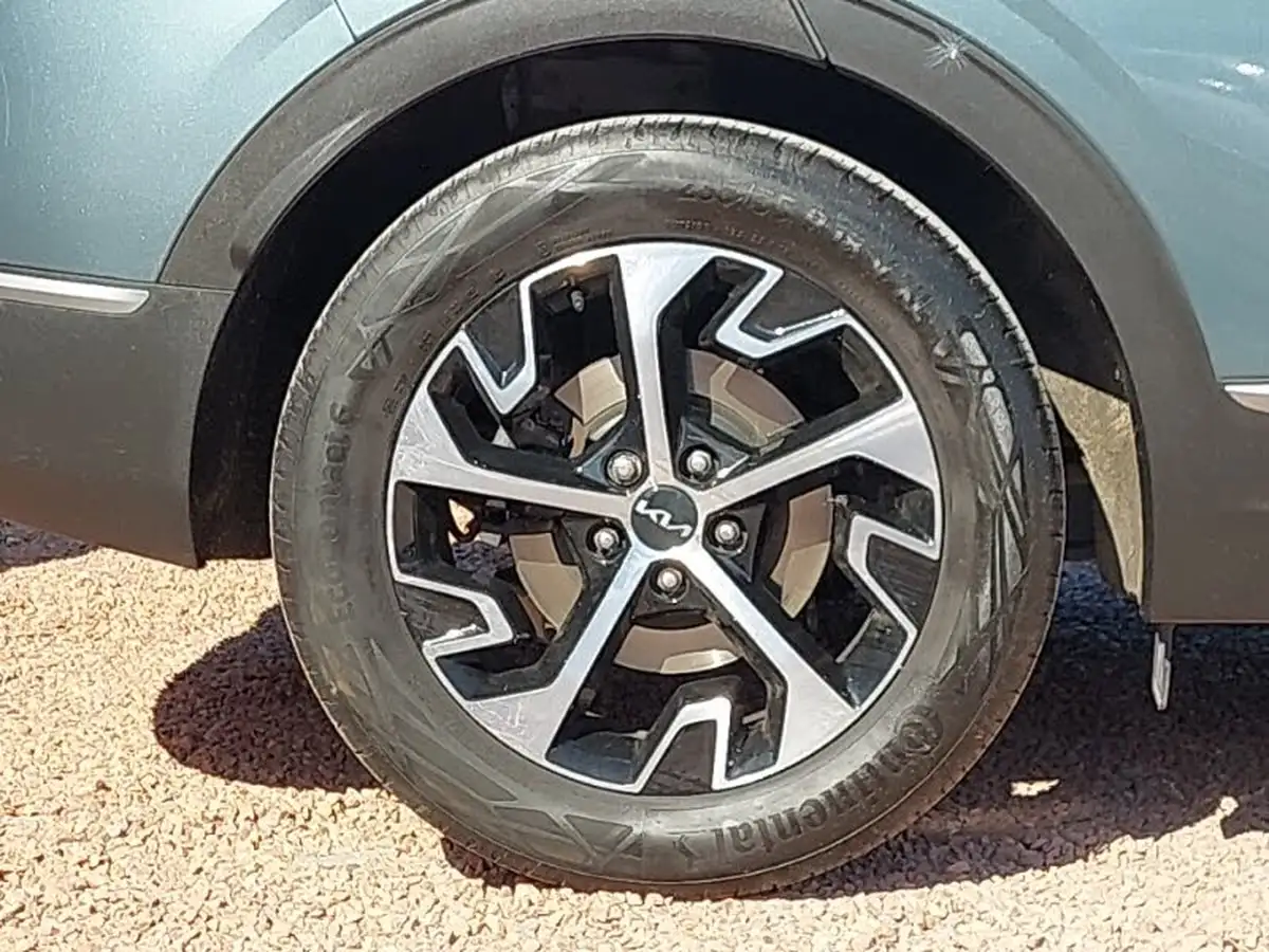 2023-kia-sportage-16-t-gdi-3-148bhp-big-11