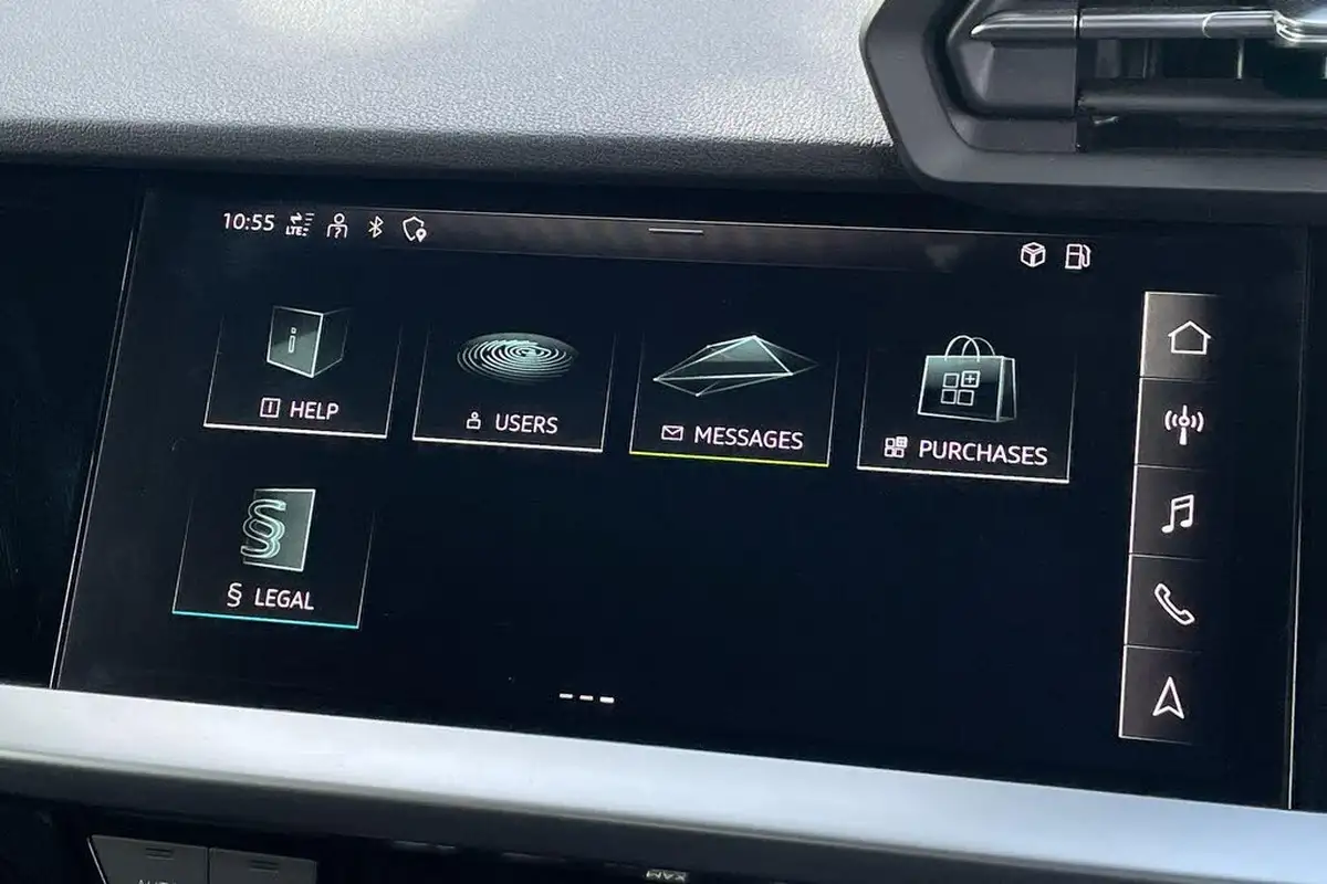 2021-audi-s3-20-tfsi-sportback-5d-big-46