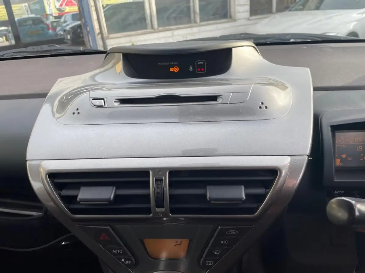 2009-toyota-iq-10-2-big-43