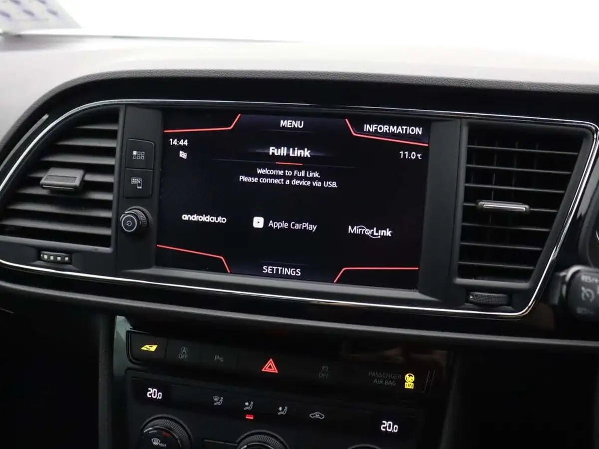 2019-seat-leon-20-tsi-cupra-290-ss-big-15