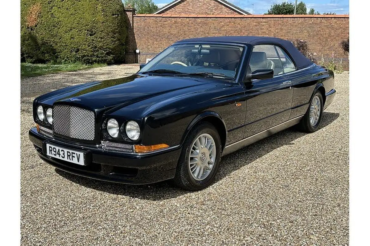 1997-bentley-azure-68-big-59