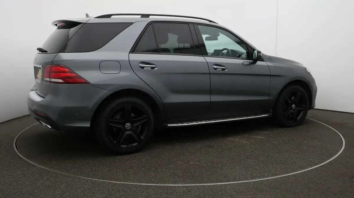 2018-mercedes-benz-gle-class-21d-gle250d-amg-night-edition-premium-plus-big-53