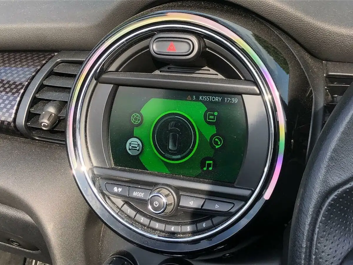 2019-mini-cooper-20-cooper-s-sport-189bhp-convertible-2d-auto-big-11