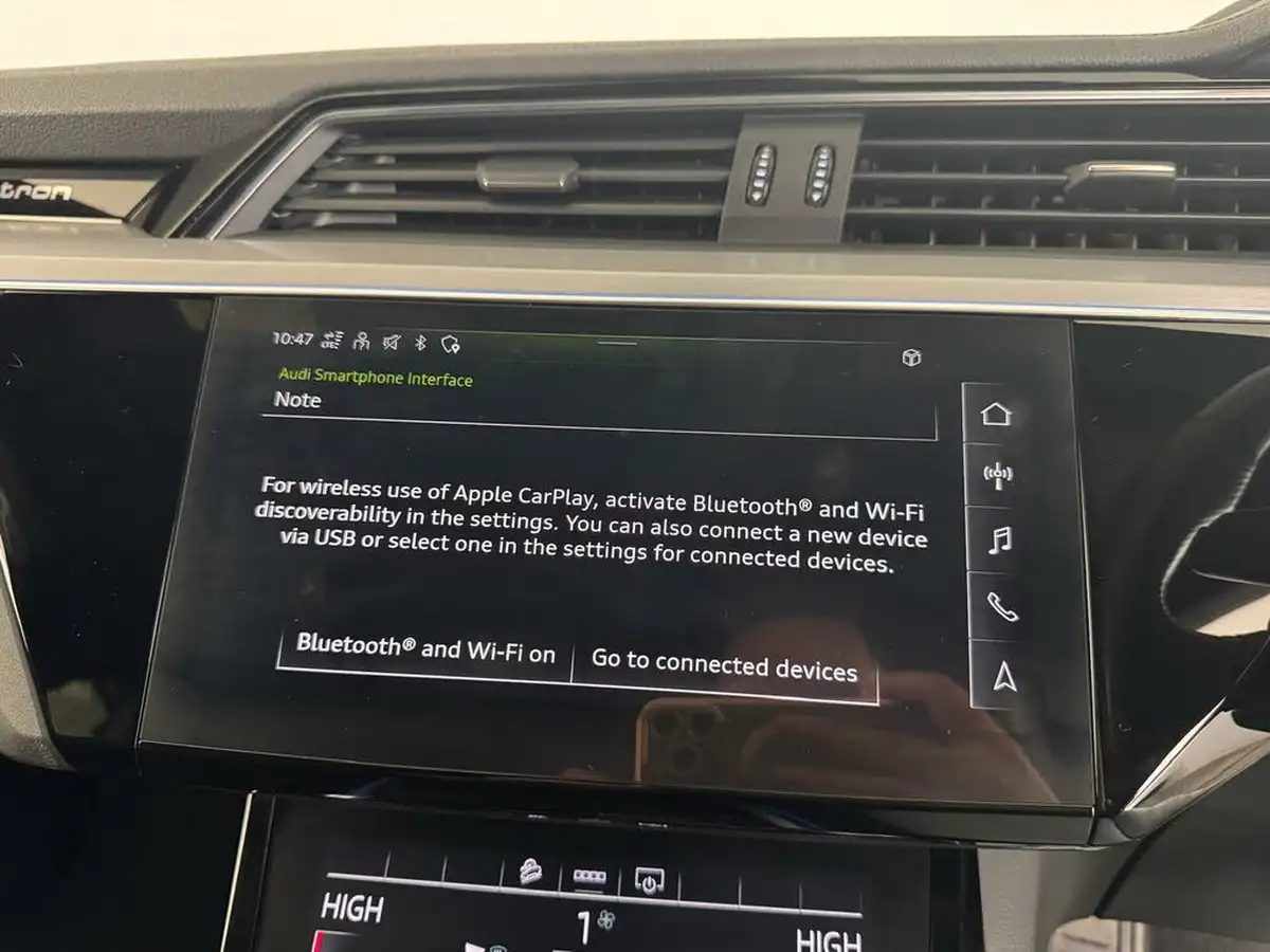 2021-audi-e-tron-e-station-wagon-big-35