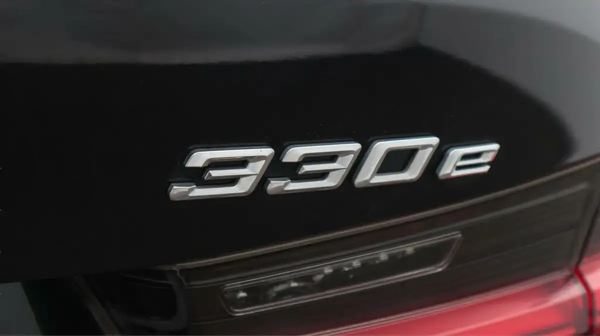 2021-bmw-3-series-20-330e-m-sport-tech-packpro-pack-saloon-4d-big-22