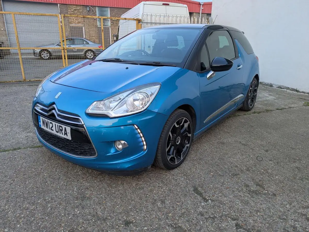 2012-citroen-ds3-16e-hdi-dsport-big-3