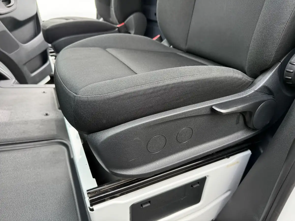 2018-mercedes-benz-sprinter-21cdi-311-l2h1-panel-van-rwd-eco-gear-360-big-25
