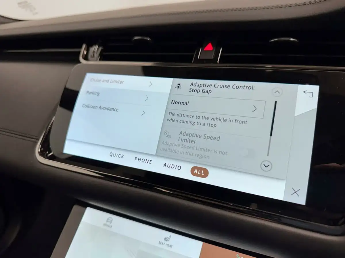 2021-land-rover-range-rover-evoque-15-p300e-autobiography-big-58