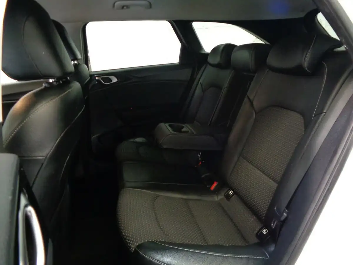 2019-kia-ceed-10-t-gdi-3-sportswagon-big-8