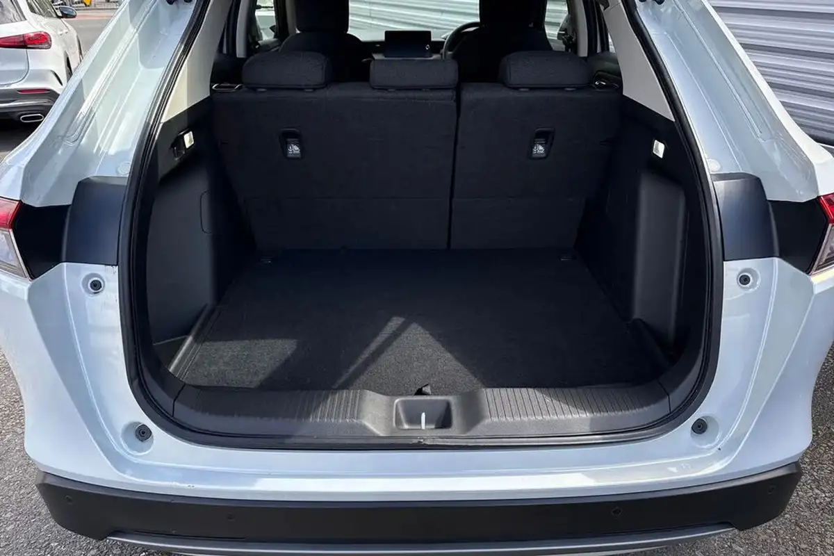 2024-honda-hr-v-15-i-mmd-elegance-big-8